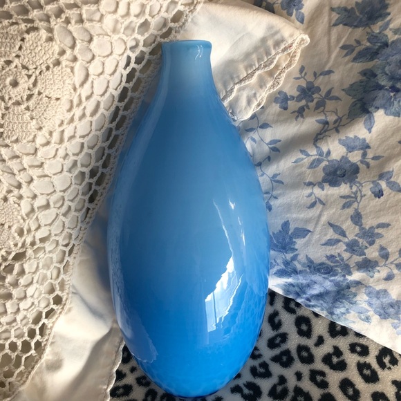 Blue glass vase - Picture 2 of 4